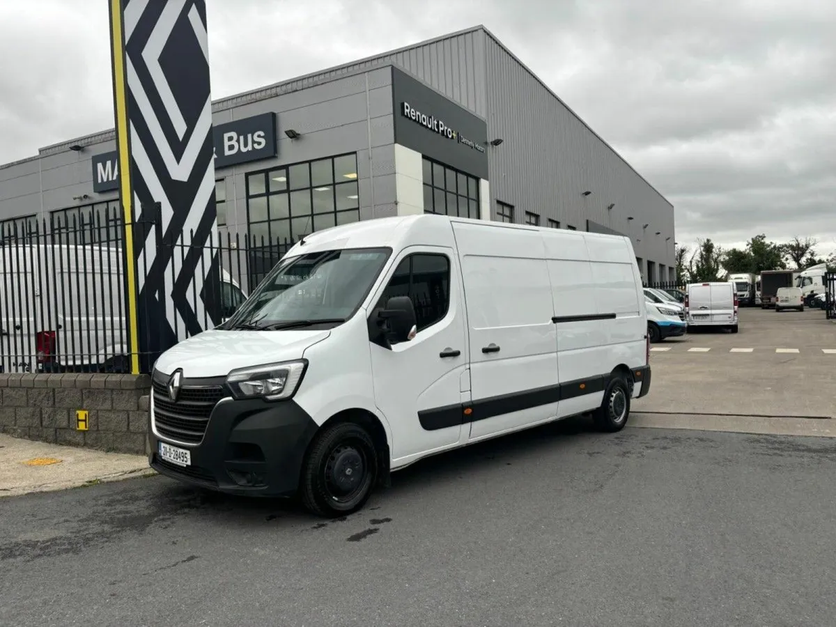 Renault Master FWD LM35 dCi 135 Business MY19 - Image 2