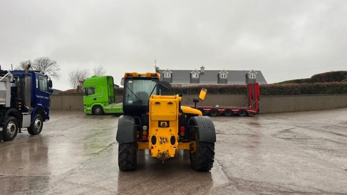 2005 JCB 533 105 - Image 2