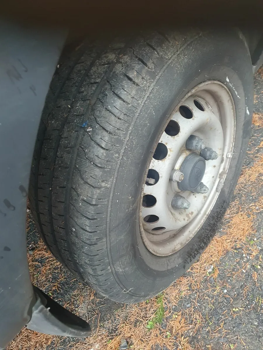 Transit breaking for parts only - Image 4