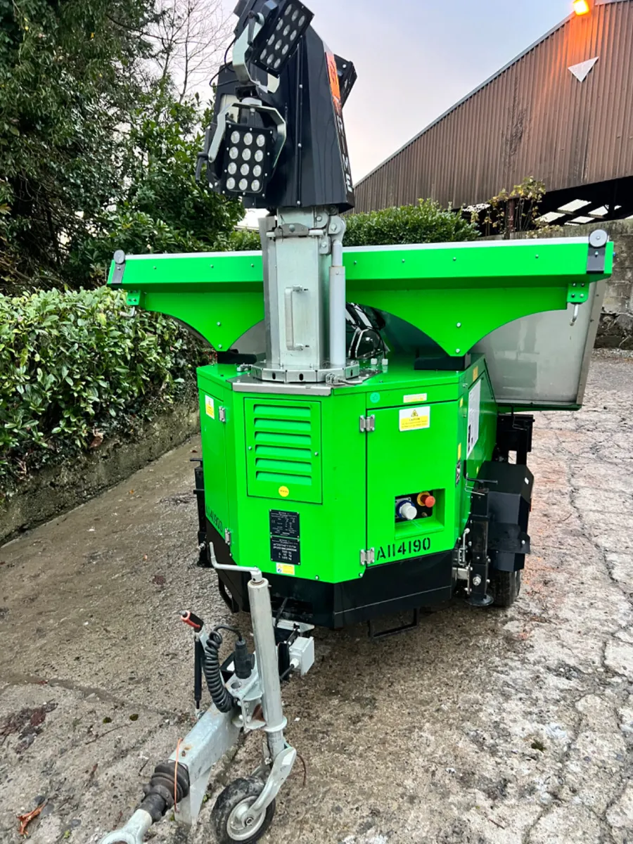 2020 Trime X-solar lighting tower - Image 4