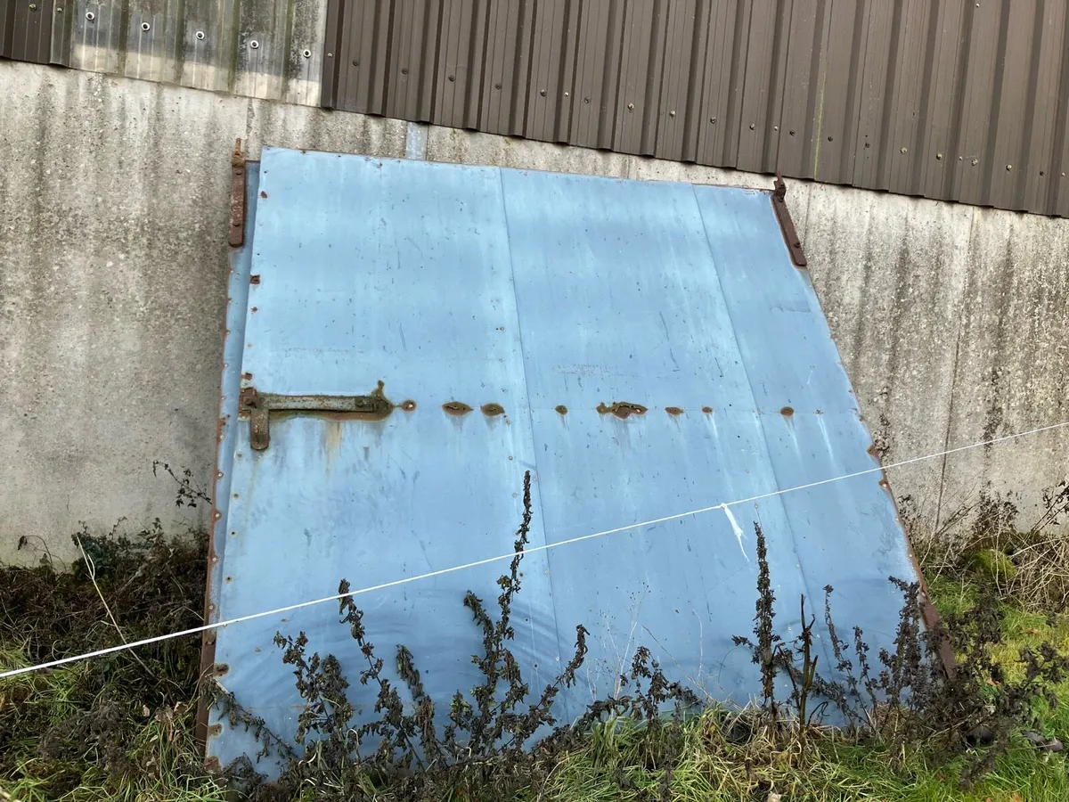 Farm yard clearance - Image 1