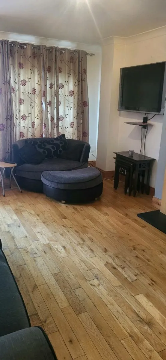 House - Image 2