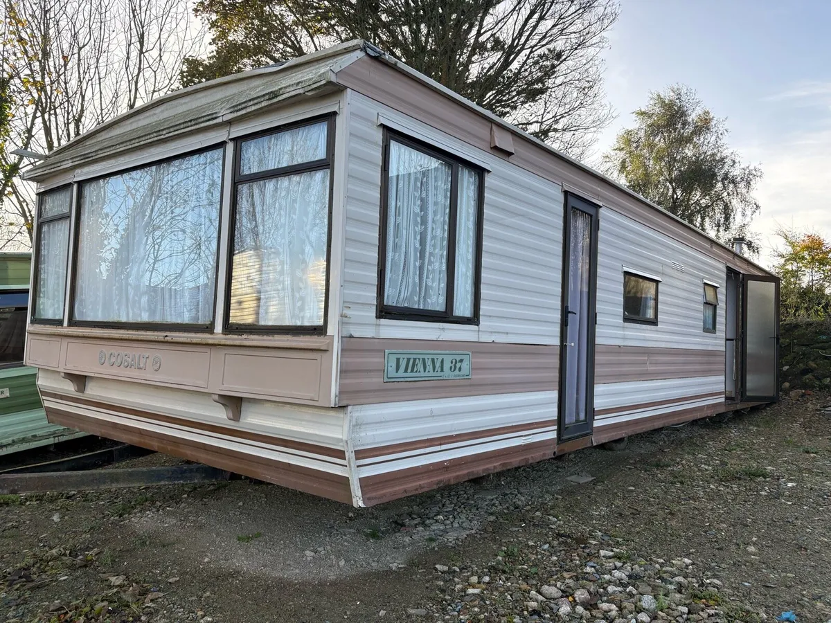 3 bedroom Mobile Home - Image 1