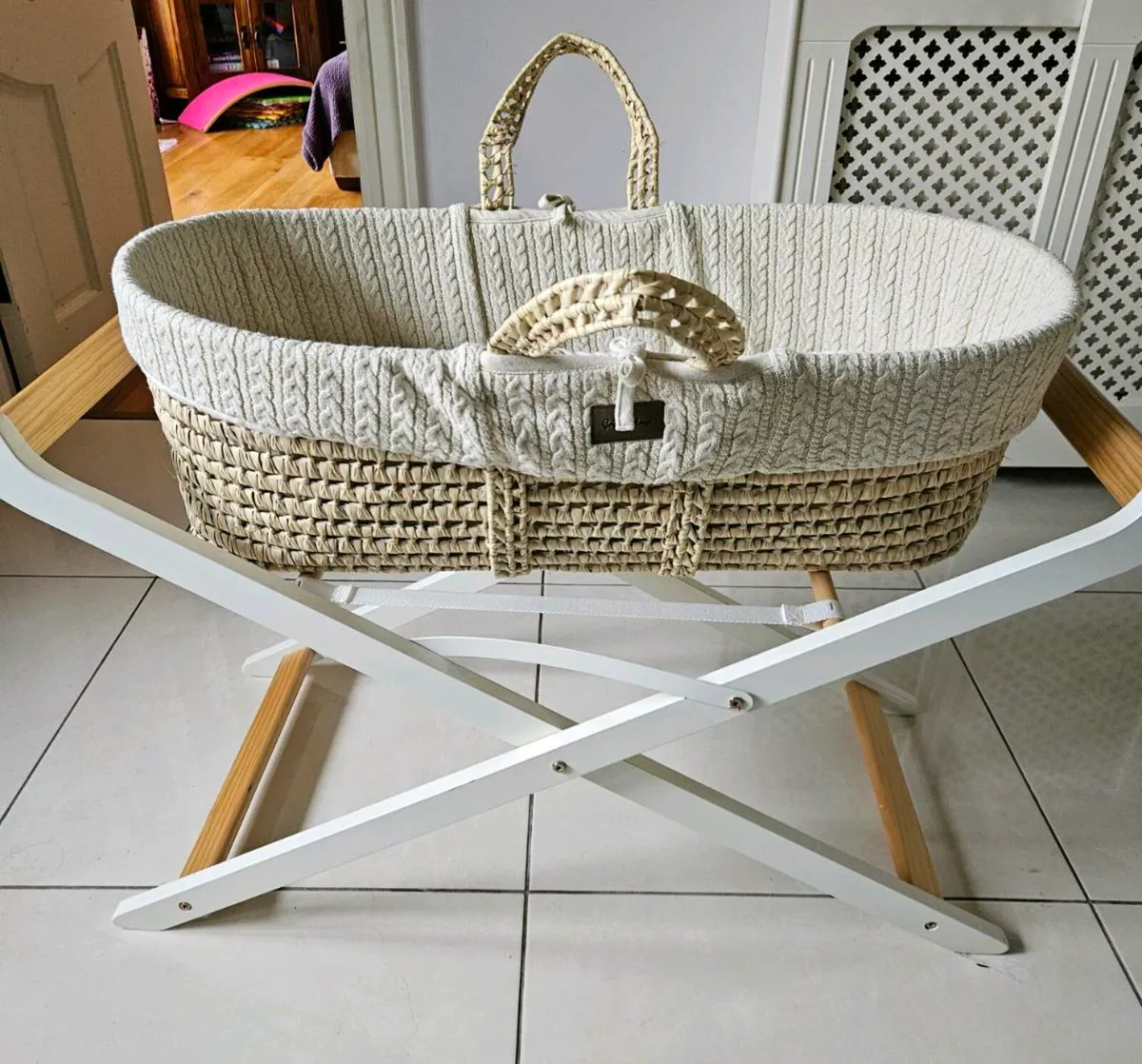 The Little Green Sheep moses basket - Image 1