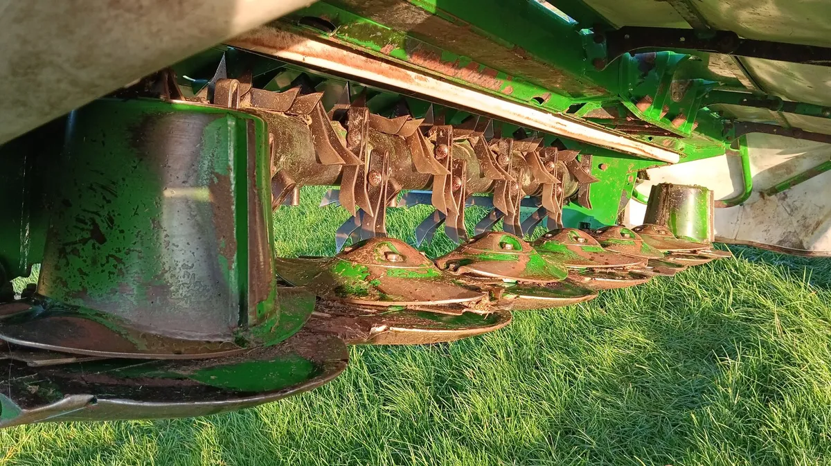 McHale F3100 and R3100 mowers - Image 4