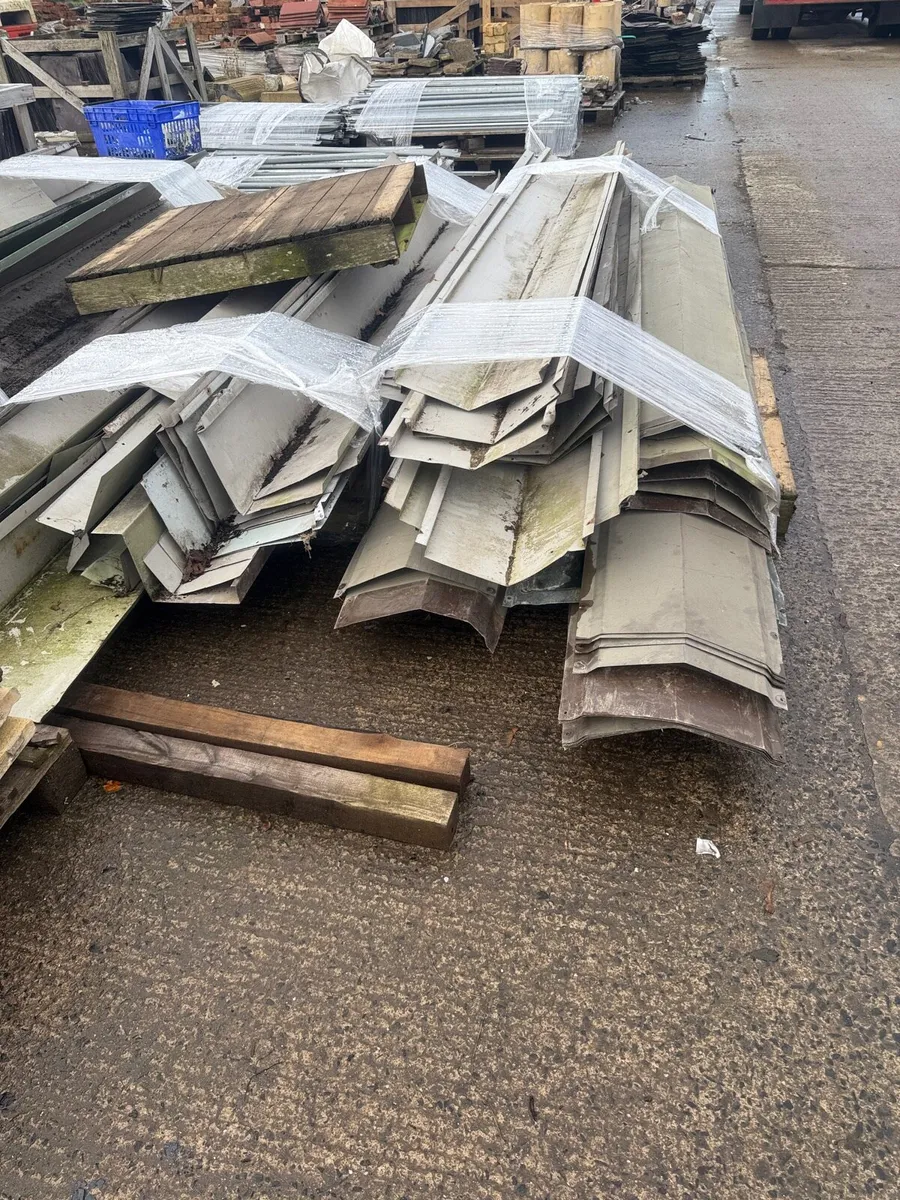 Flashing & Ridge 2nd hand 3m lengths - Image 4