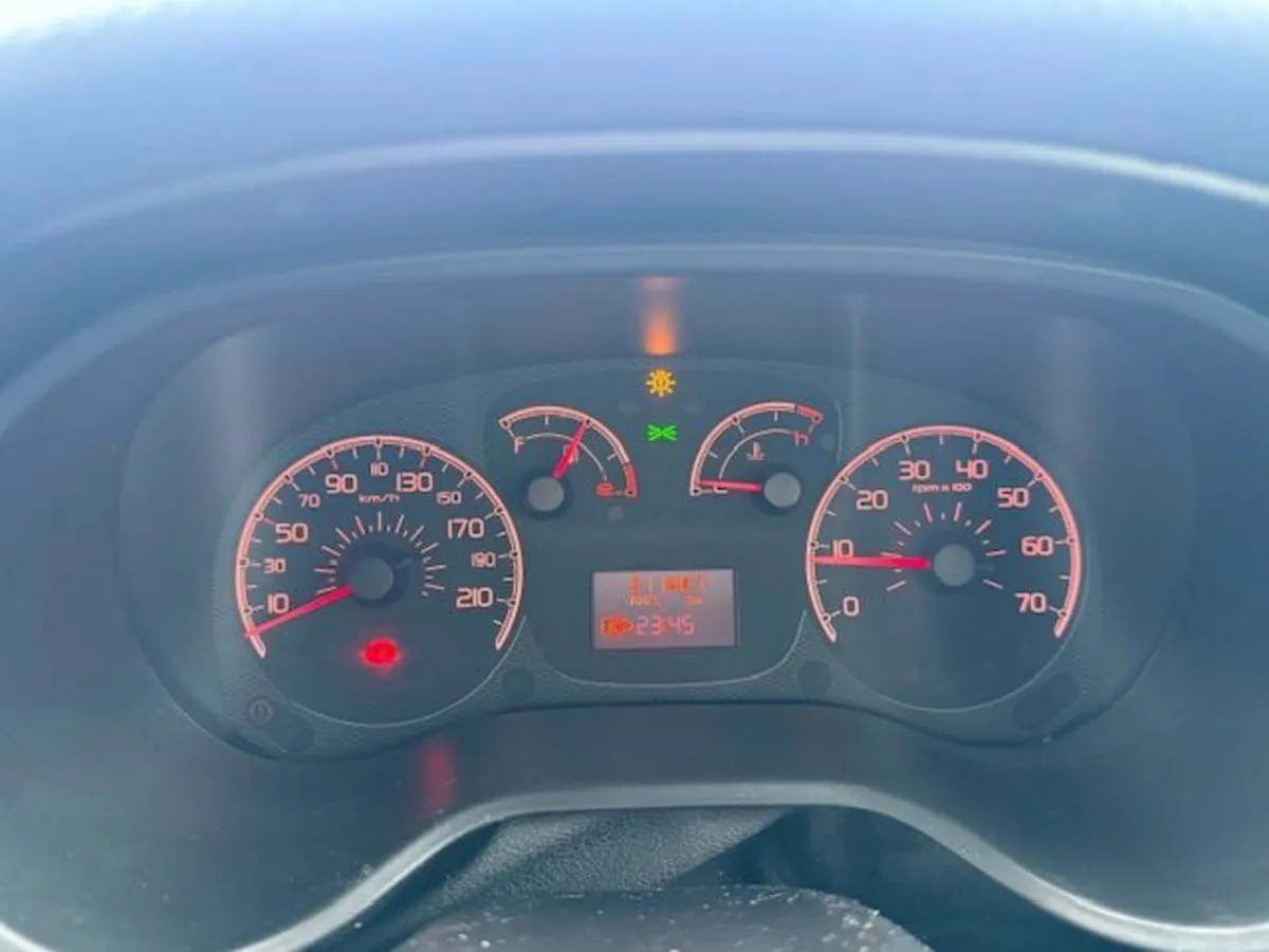 Fiat Doblo 2012 - Image 3