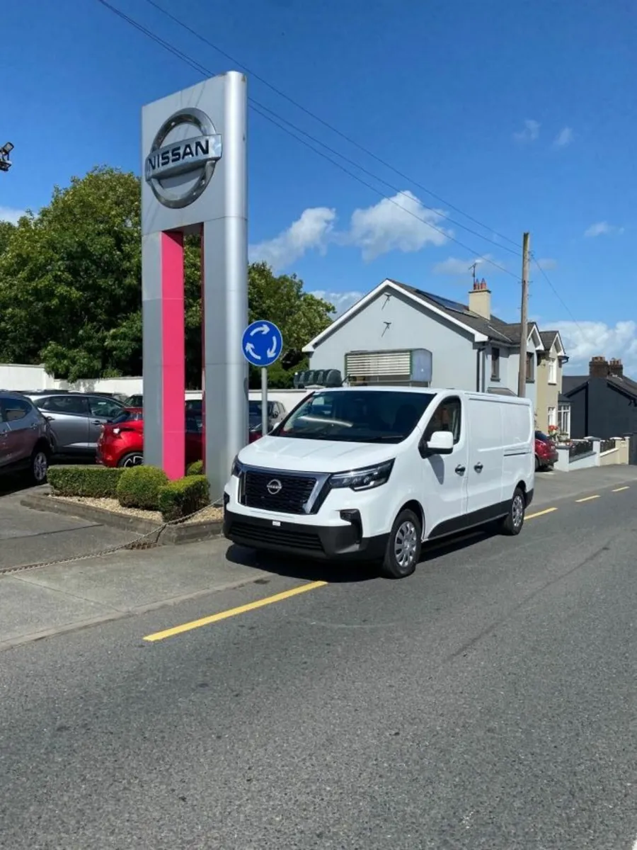 Nissan Primastar 9 speed AUTOMATIC. LWB 150hp Prem - Image 1