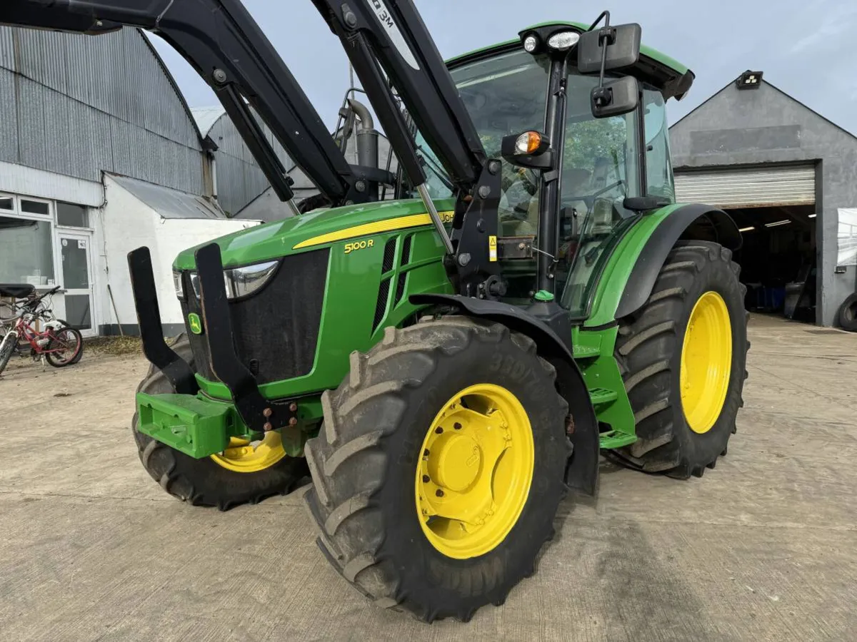 2019 John Deere 5100 R - Image 1
