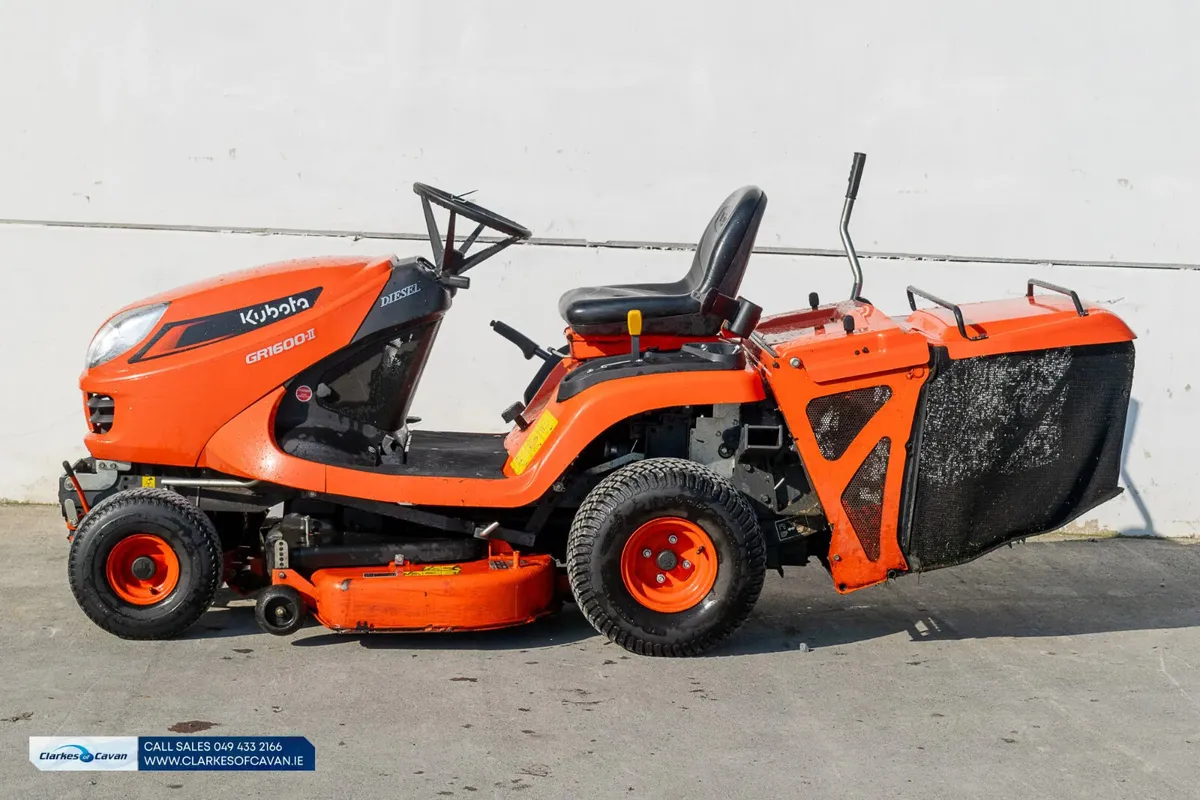2022 Kubota GR1600-II Lawnmower - Image 3