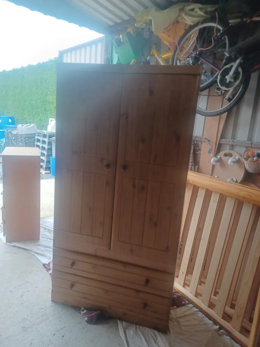 Home Furniture - Image 2