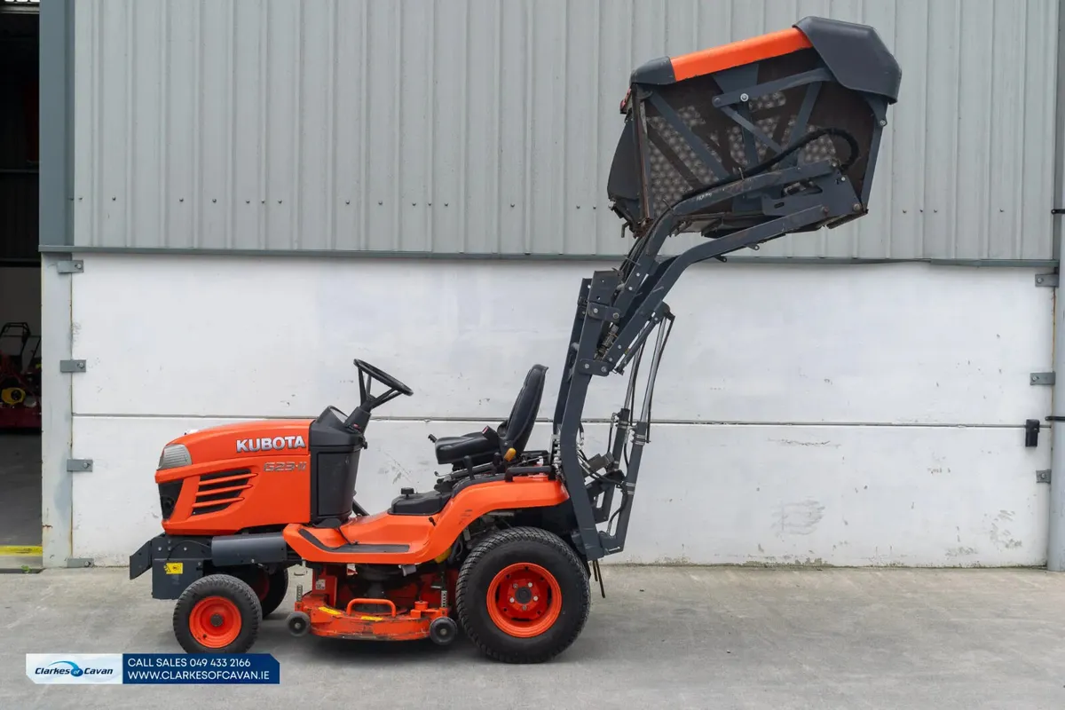 2016 Kubota G23HD Lawnmower - Image 4