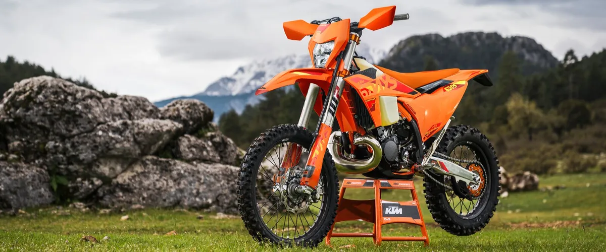 KTM 250 EXC SIX DAYS 25 Was £10,899 Now £9,649 - Image 4