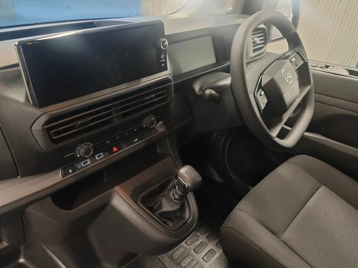 Citroen Dispatch LX MWB 1.5 120HP From €134 Per We - Image 4