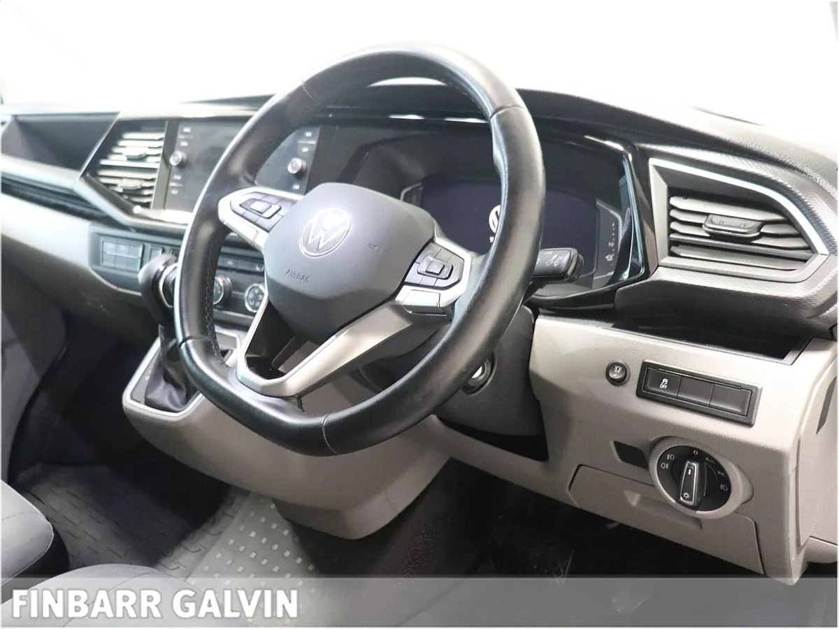 Transporter 2.0 DSG SWB Highline (Plus VAT) - Image 4