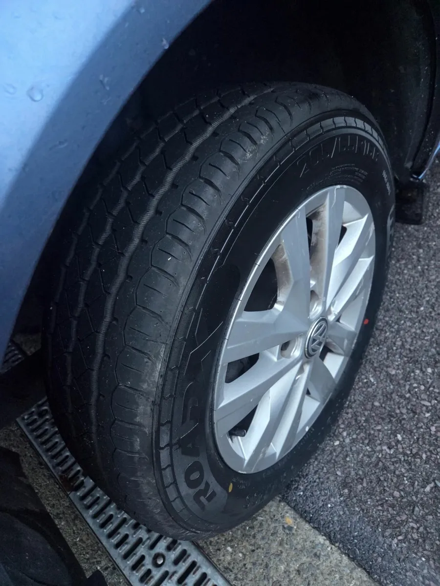 Volkswagen Transporter 2017 - Image 4