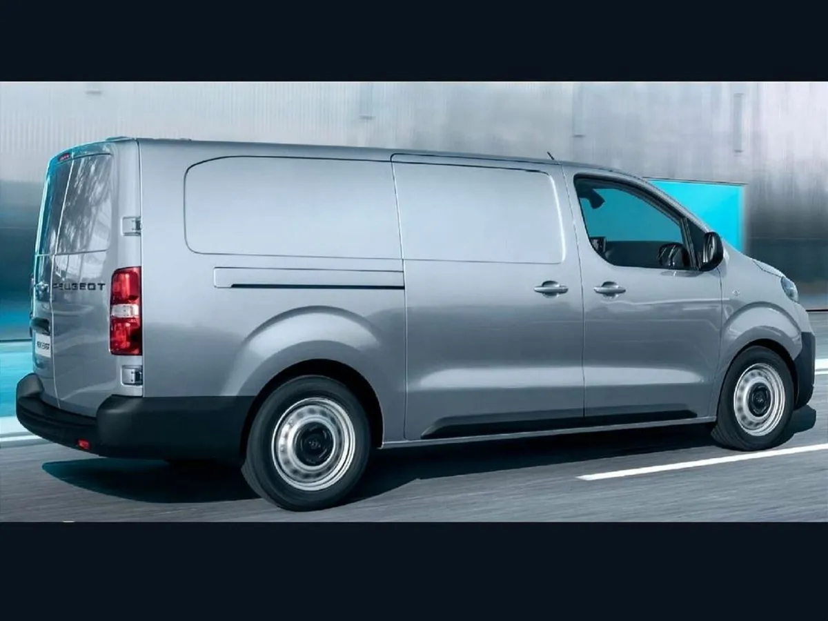 Peugeot Expert L1  Professional Premium 1.5 Blue H - Image 2