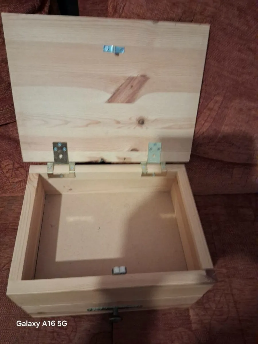 Jewelery box - Image 2