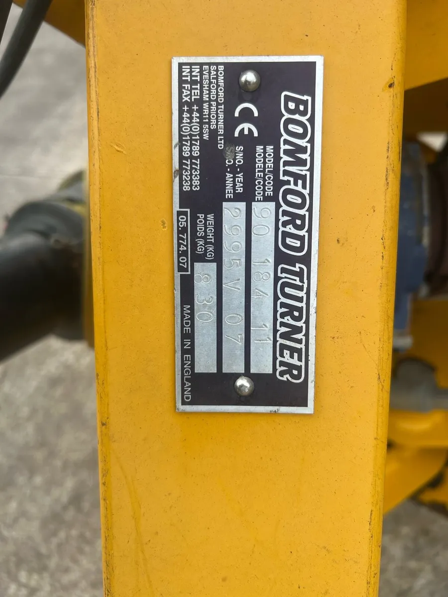 Bomford kestrel hedge cutter - Image 3