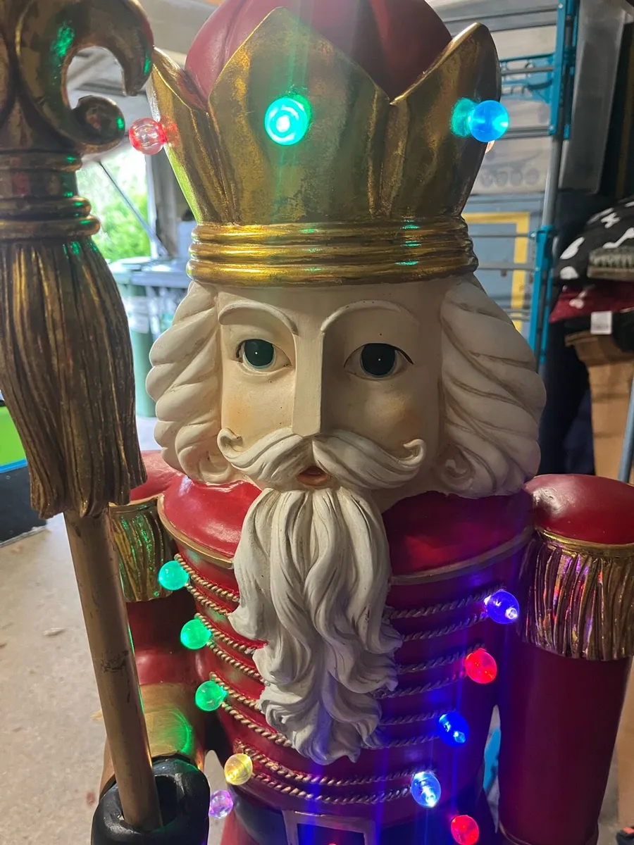 Christmas Nutcracker soldier plug in - Image 2