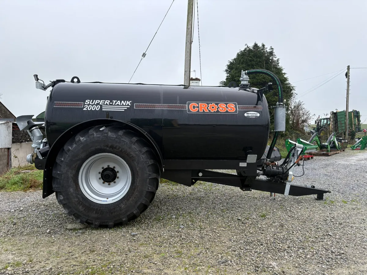 Cross 2000 Gallon Slurry Tanker - Image 3