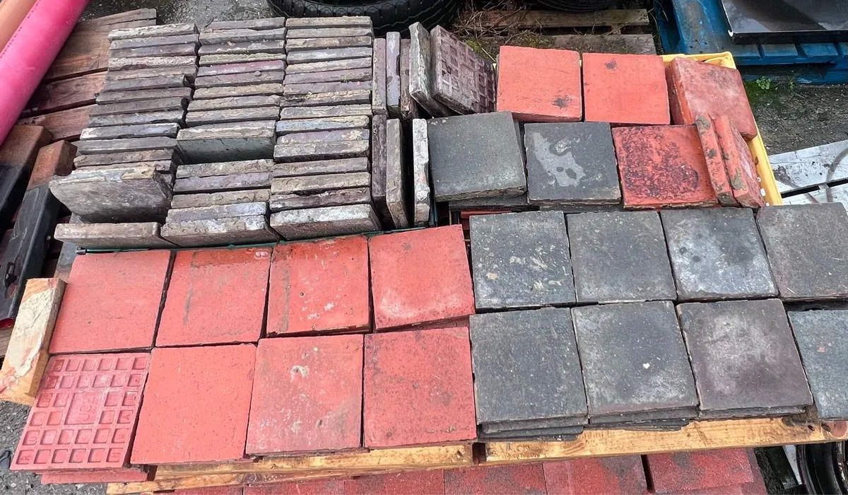 Quarry tiles and old slate and capping - Image 2