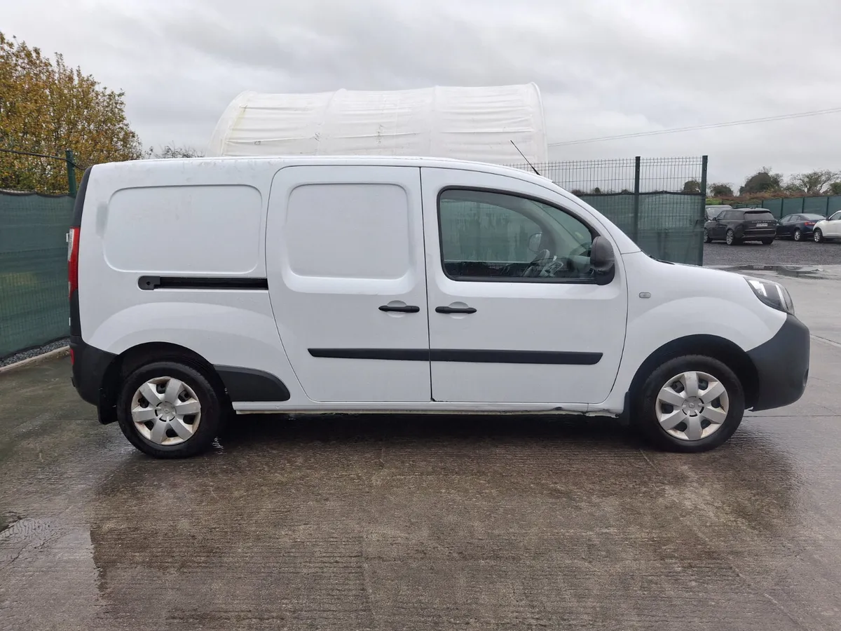 ?€500 OFF!! *211 Renault Kangoo Maxi EV - Image 4