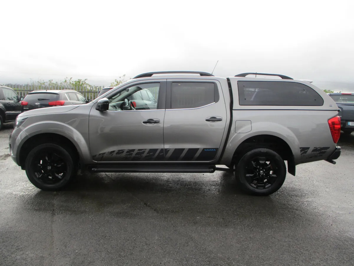 Nissan Navara 2.3 DCI N-GUARD AUTO CREWCAB - Image 4