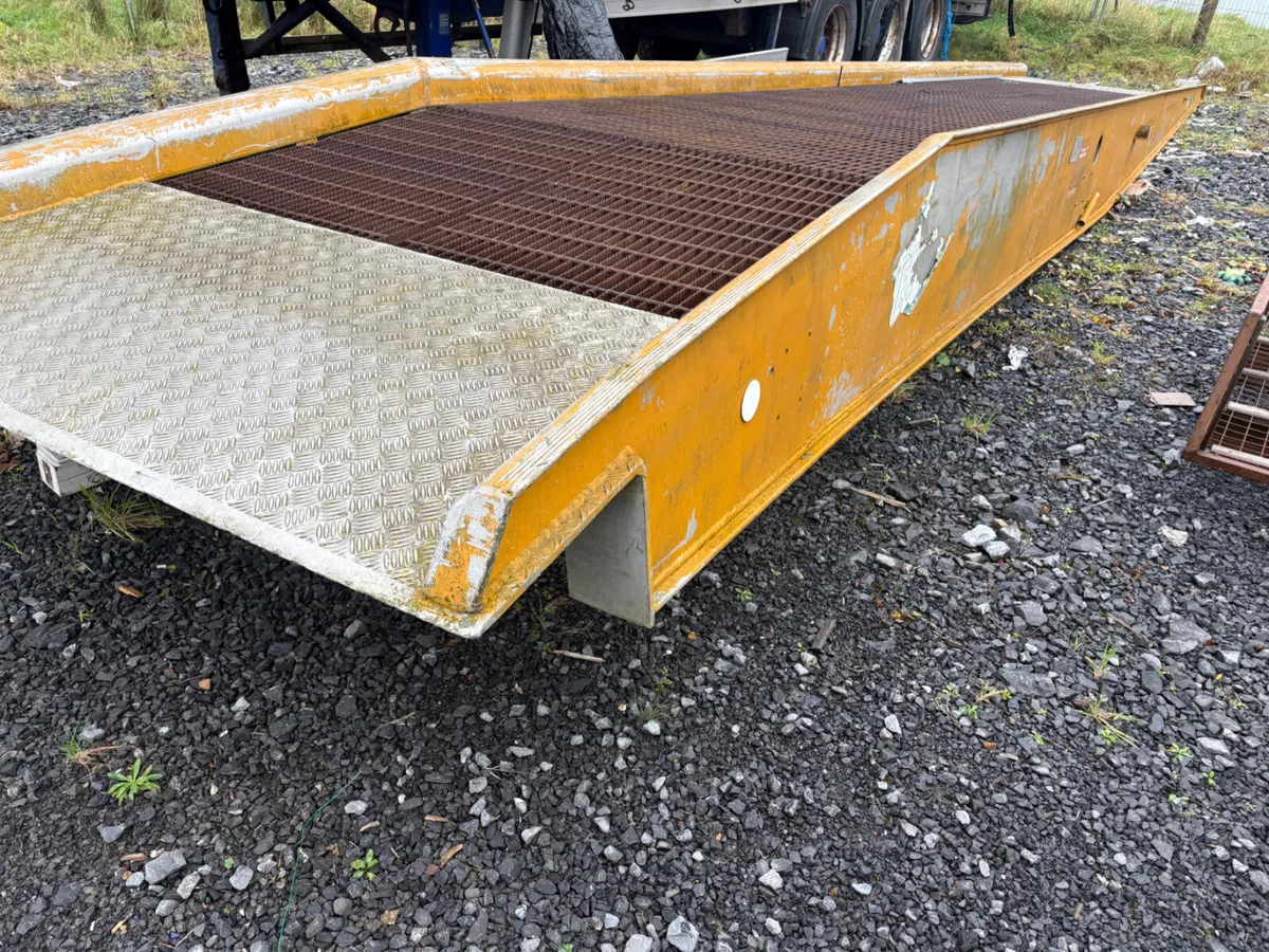 34ft Loading Ramp - Image 4