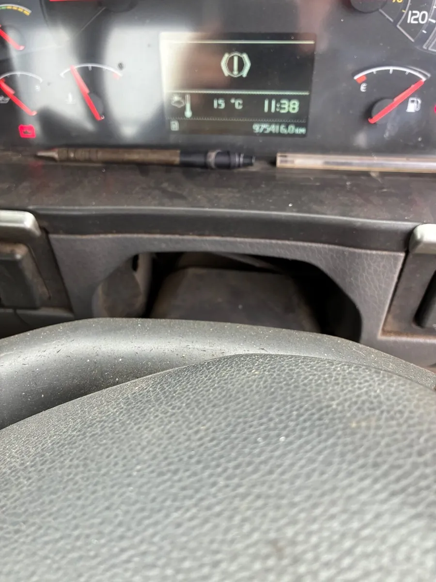 Volvo Other 2010 - Image 2