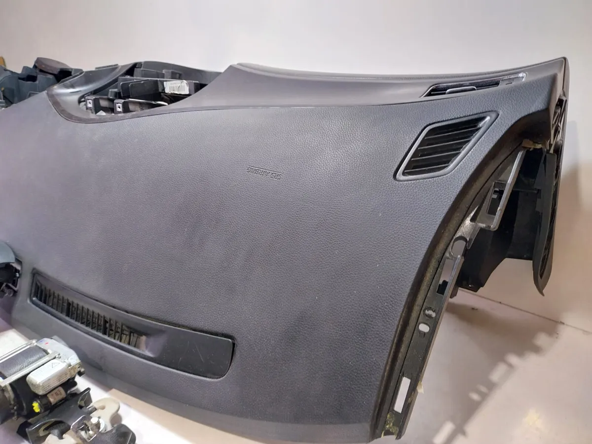 2016 Nissan Pulsar Airbag Set - Image 3