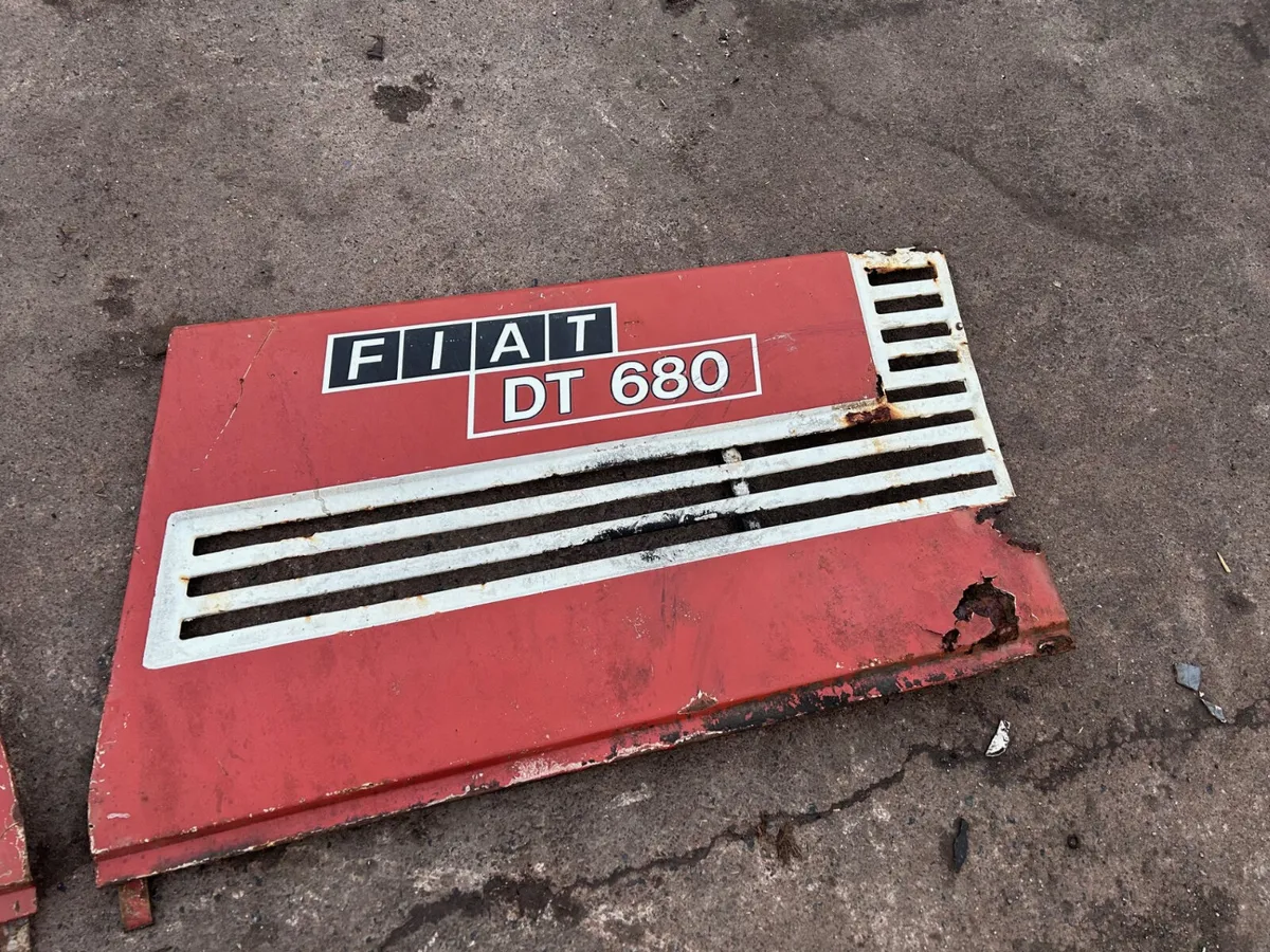 Fiat 4 Cylinder Side Panels - Image 3