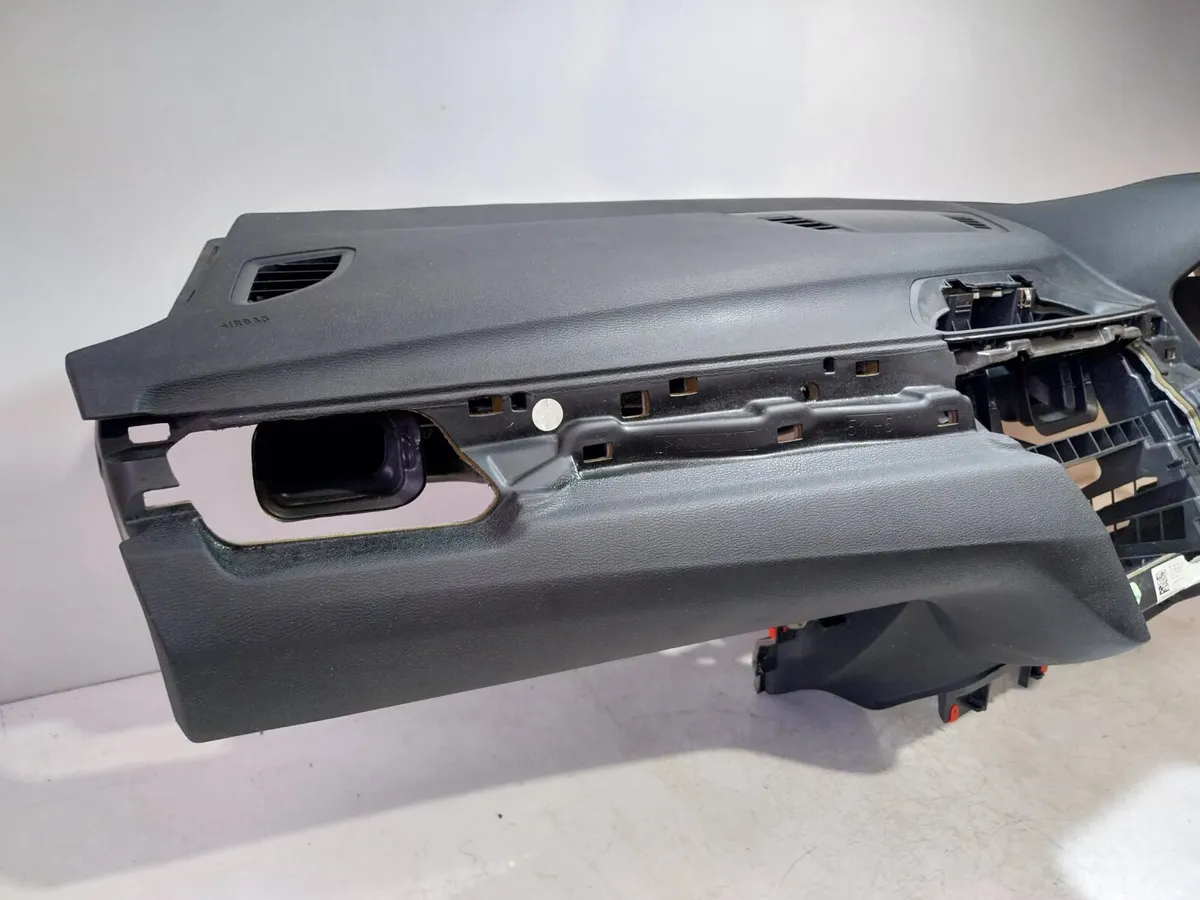 2018 BMW X1 Airbag Set - Image 4