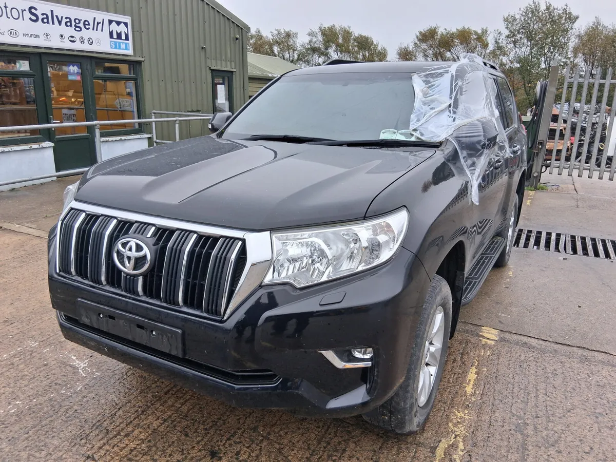 2022 TOYOTA LANDCRUISER 2.8L  (for parts only) - Image 3