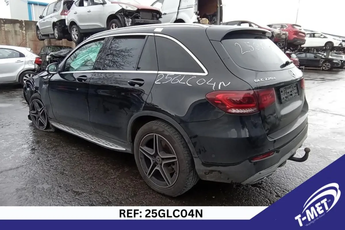 2020 MERCEDES GLC CLASS BREAKING FOR PARTS - Image 4