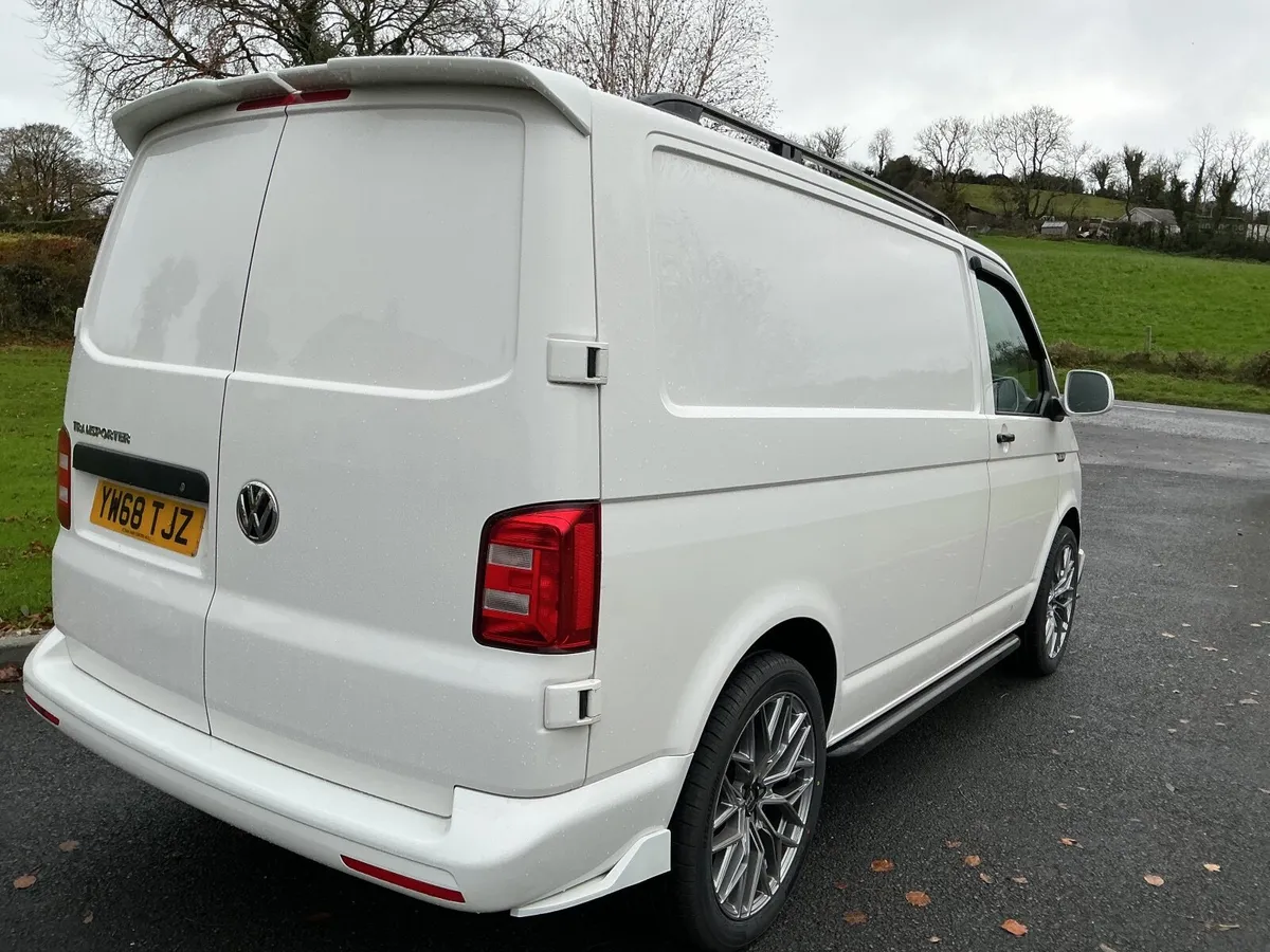 Volkswagen Transporter 2019 - Image 4