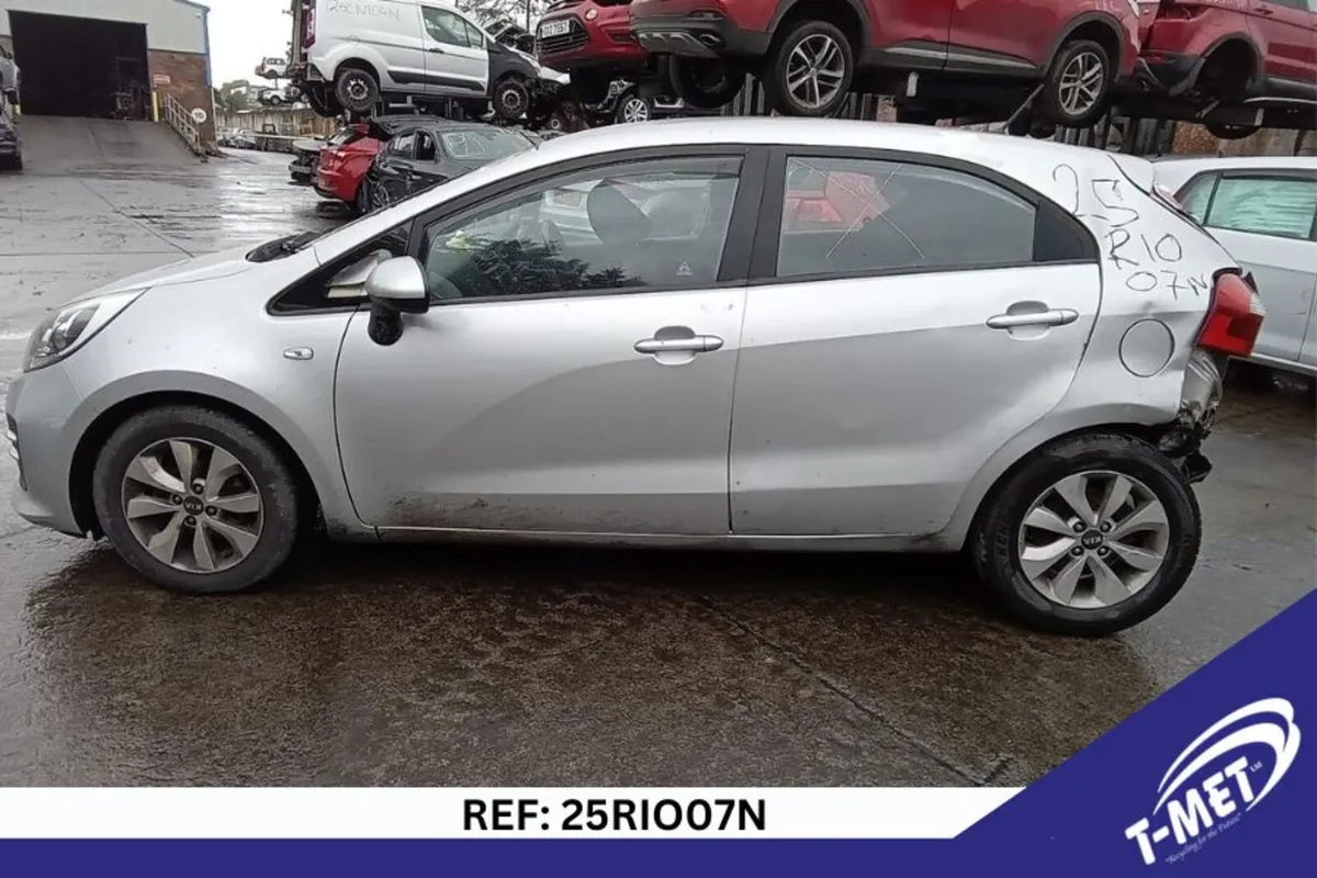 2016 KIA RIO BREAKING FOR PARTS - Image 3