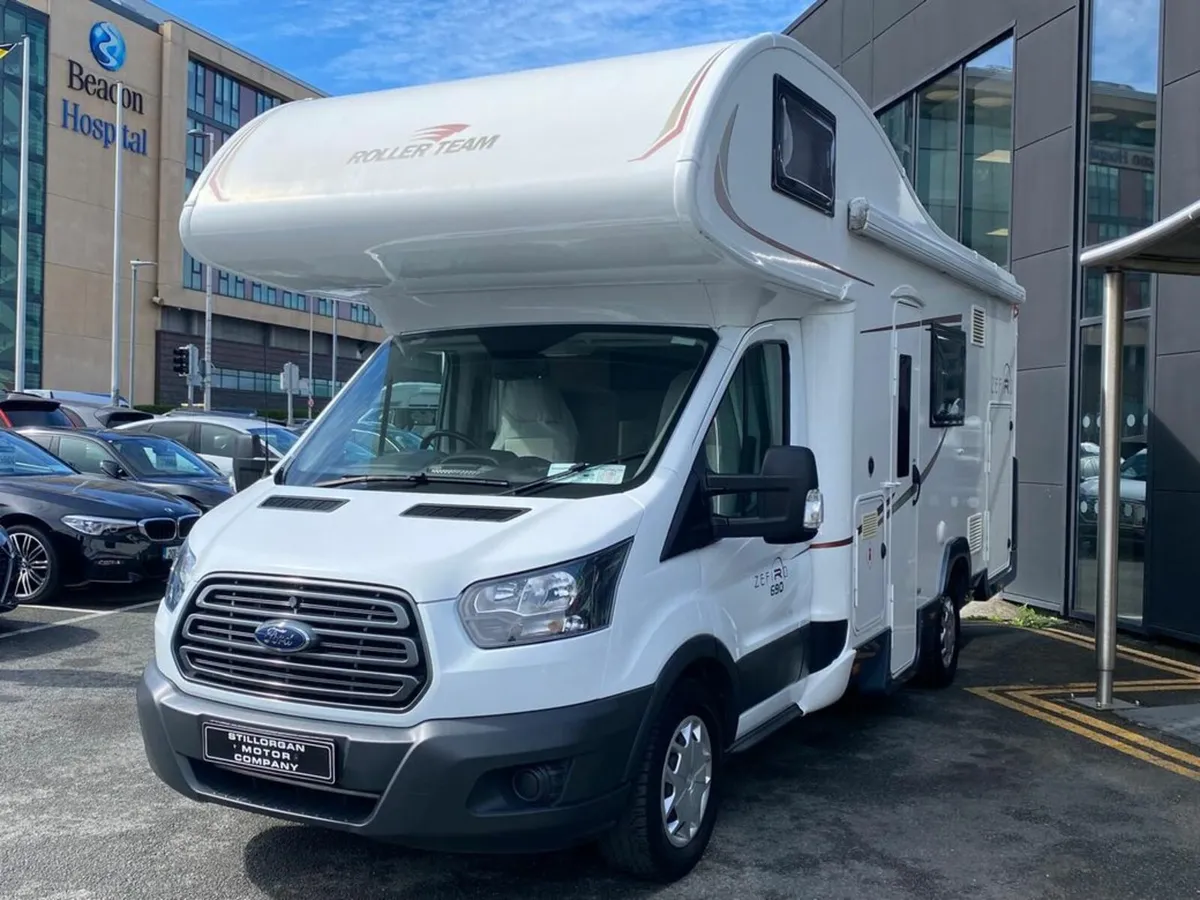 Roller Team Zefiro 690 6 Berth/6 Belt Motorhome - Image 3