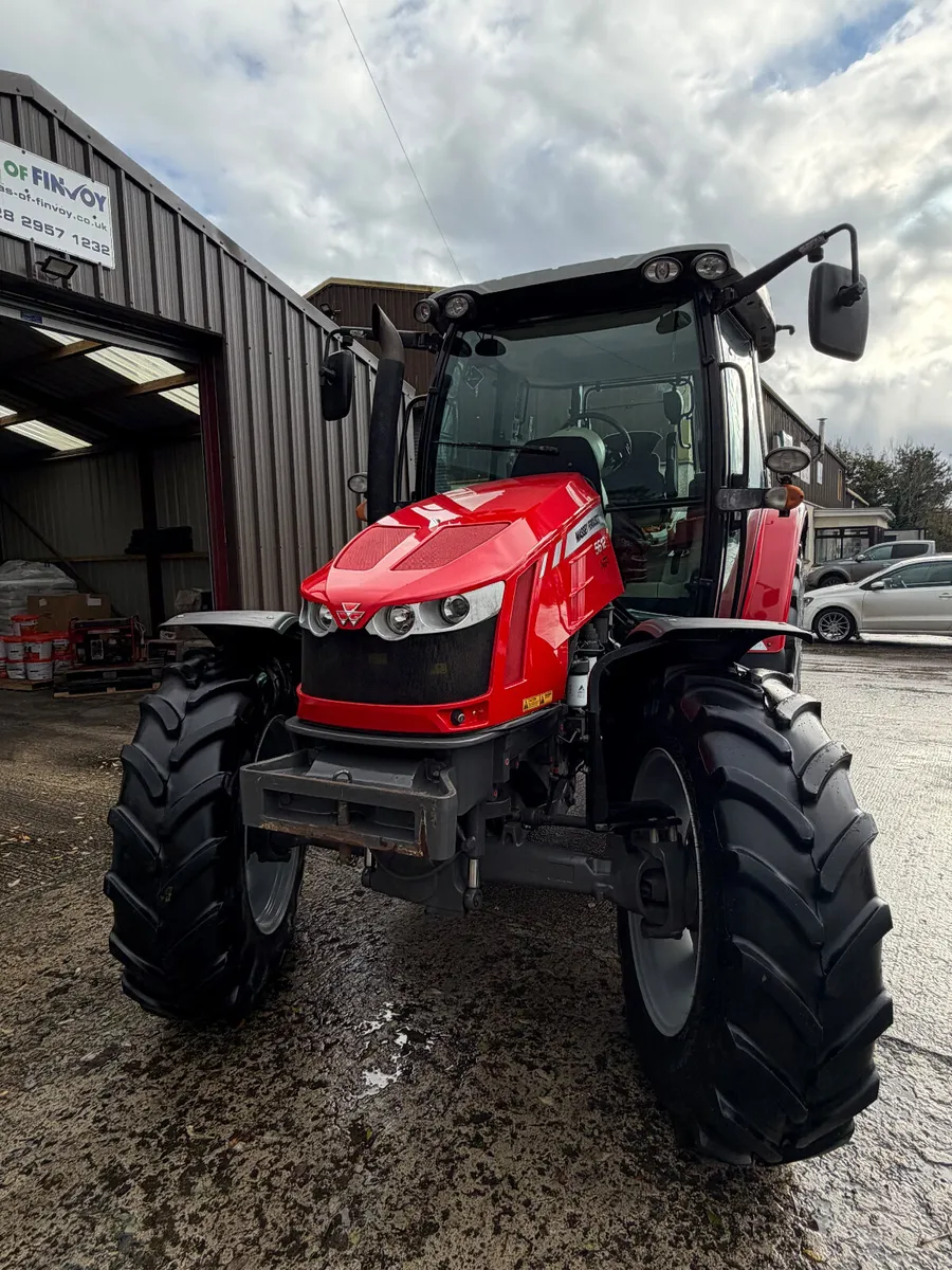 Massey Ferguson 5612 - Image 3