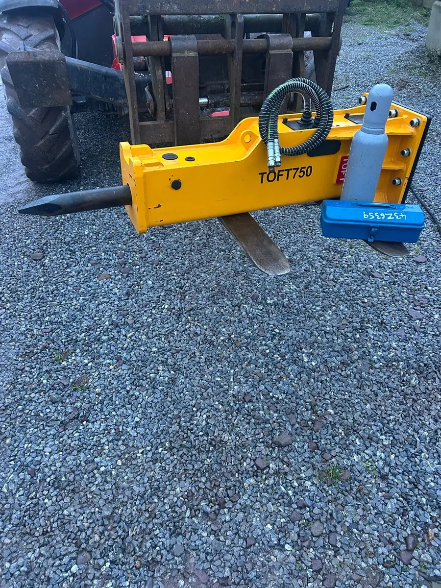 Rock breaker - Image 1