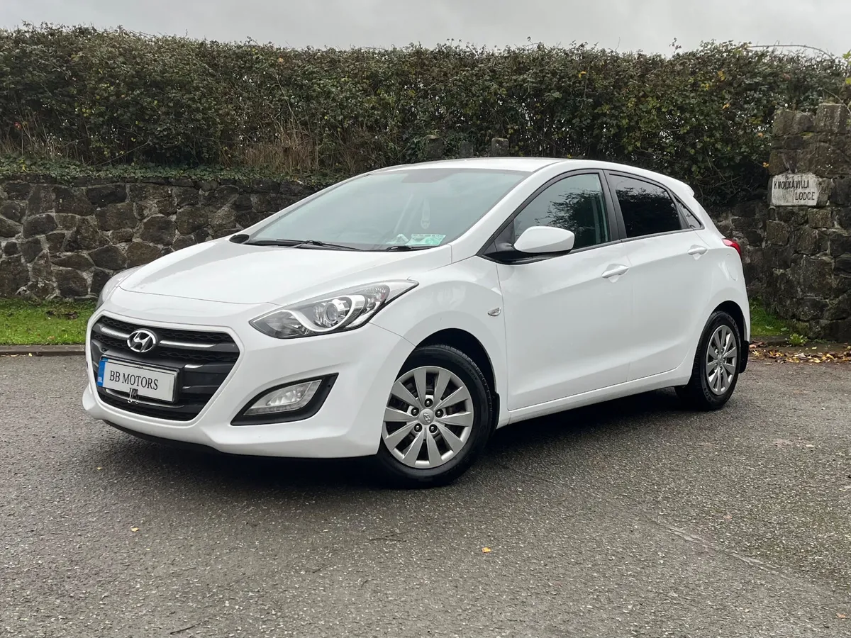 Hyundai i30 1.4 diesel Van - Image 3