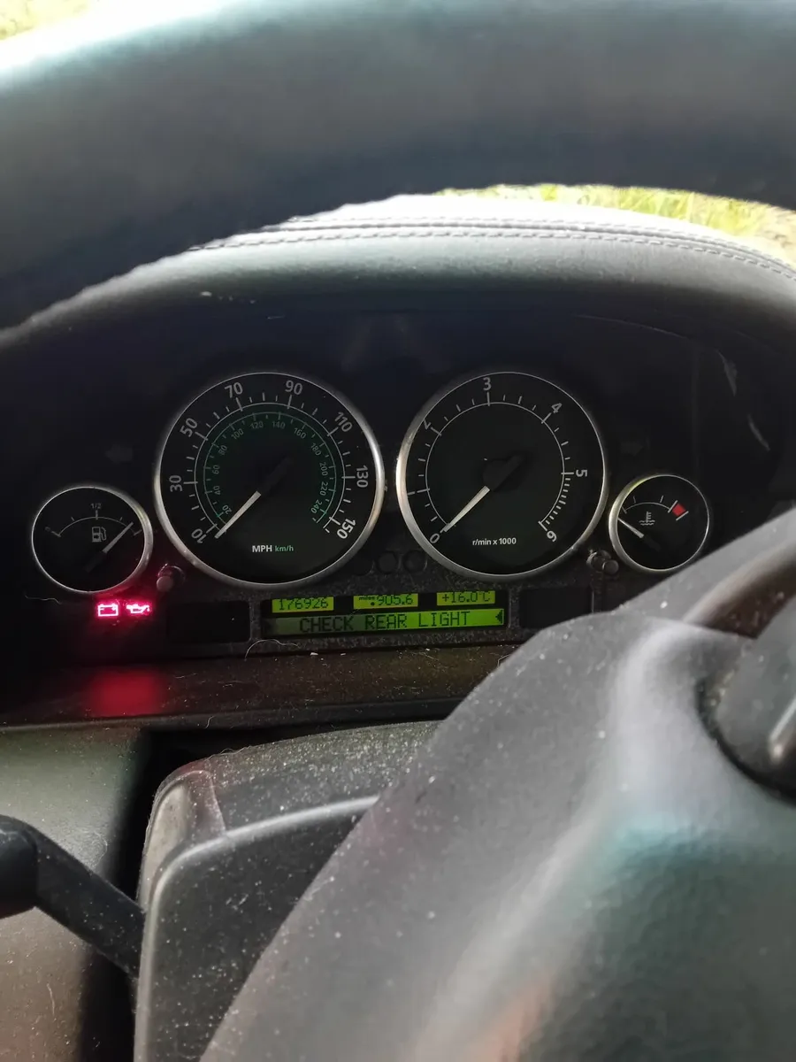 Land Rover Range Rover 2005 - Image 2