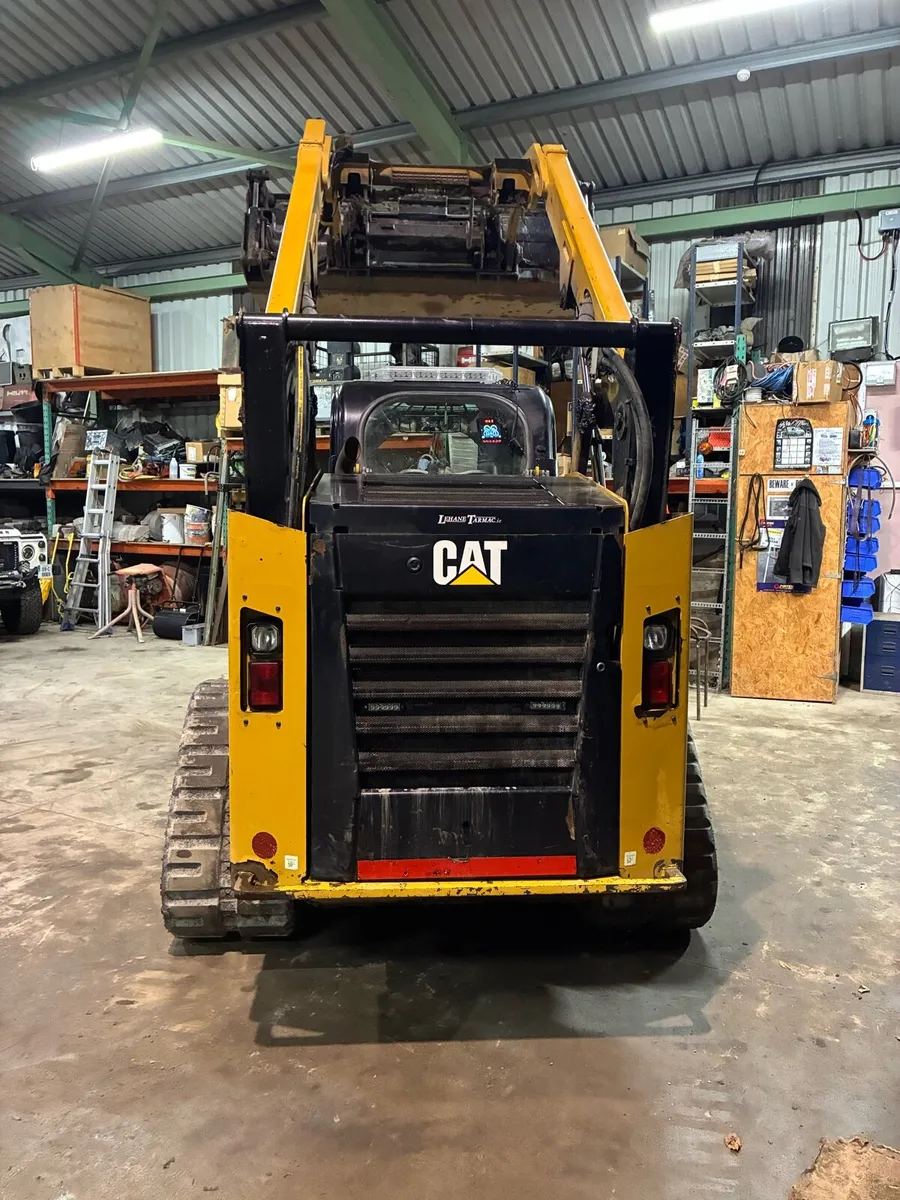 Skid steer loader - Image 3