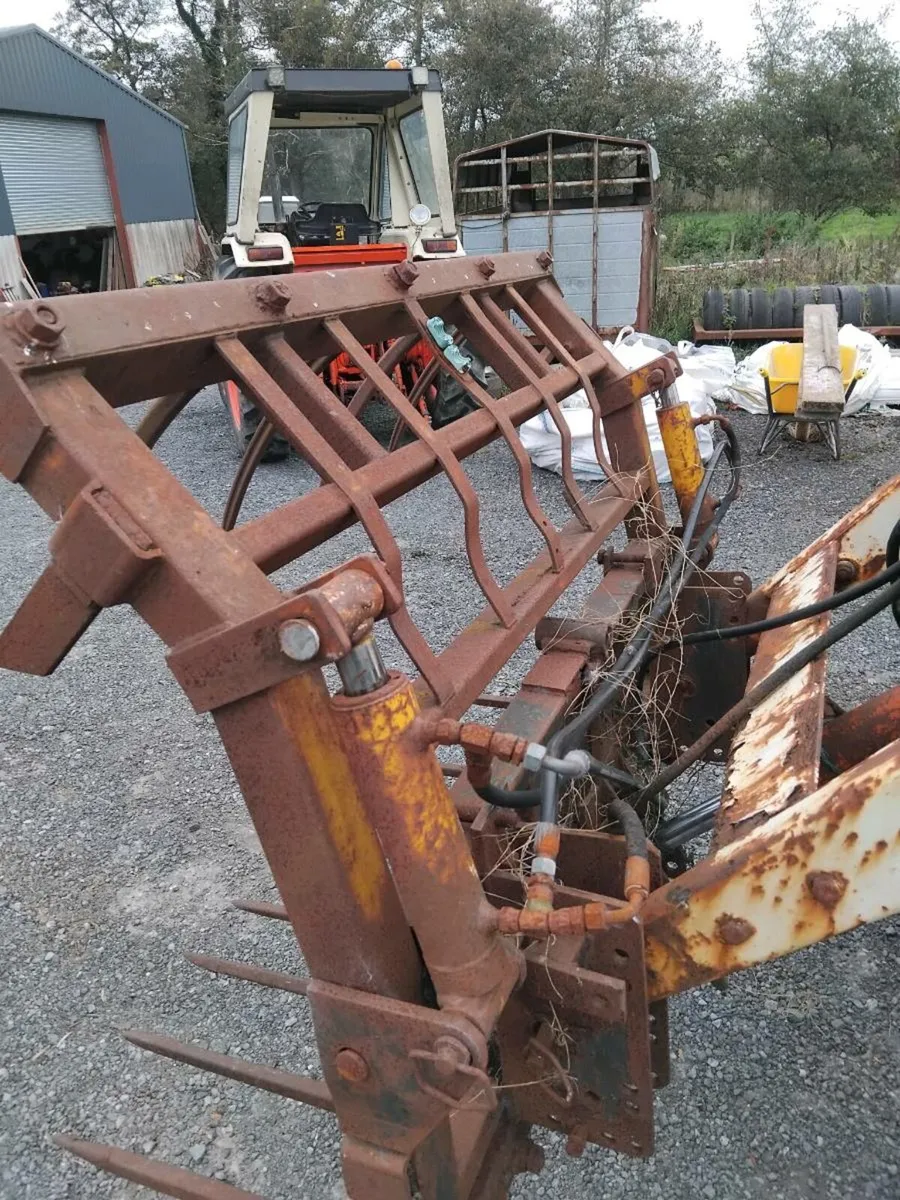 David brown loaders 6 cyclinder and 4 cyclinder - Image 3