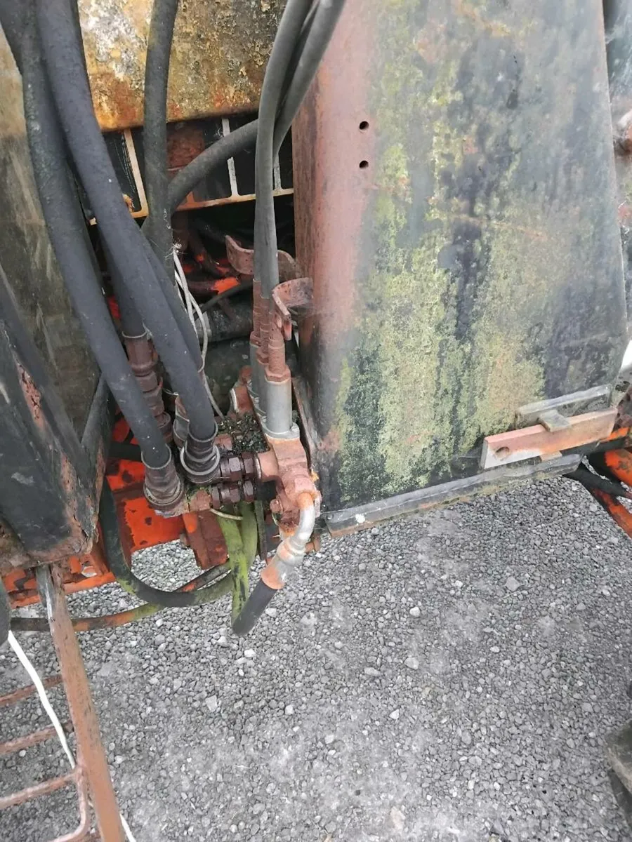 David brown loaders 6 cyclinder and 4 cyclinder - Image 2