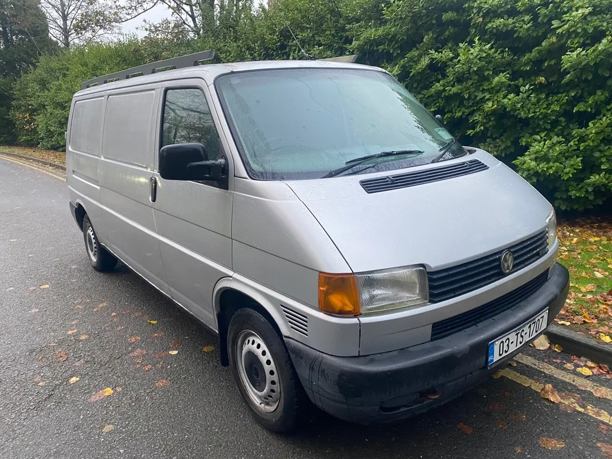 VW Transporter 2.5 TDI LWB - Image 2