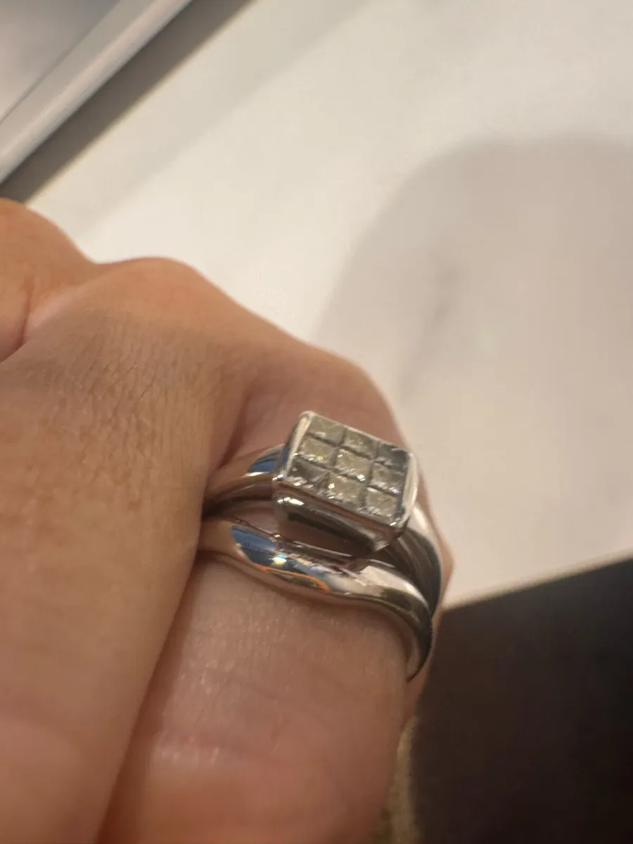 Engagement and wedding ring - Image 1