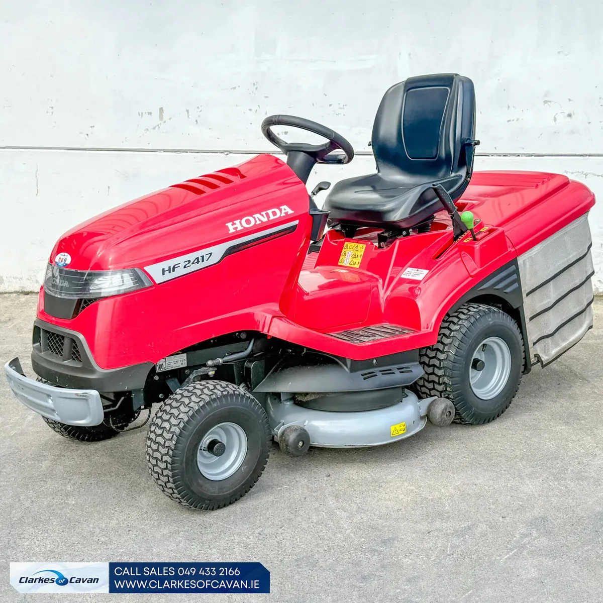 Used 2023 Honda HF 2417 Lawnmower - Image 1