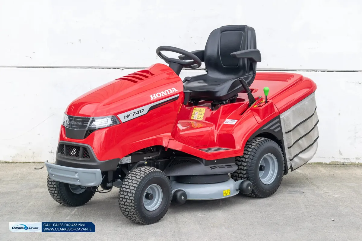 Demo Honda HF 2417 Lawnmower - Image 2