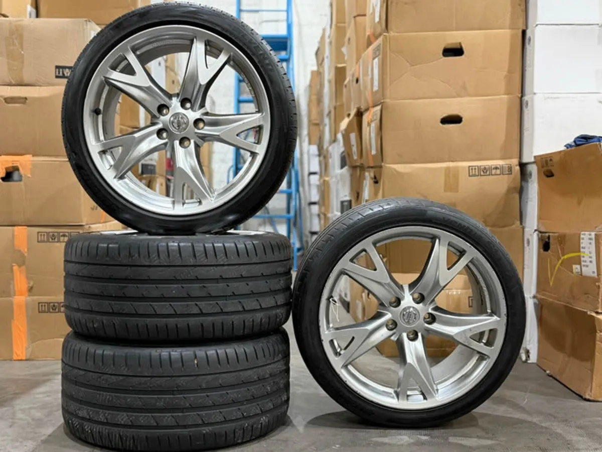 19" GENUINE NISSAN 370Z RAYS FORGED ALLOYS - Image 1